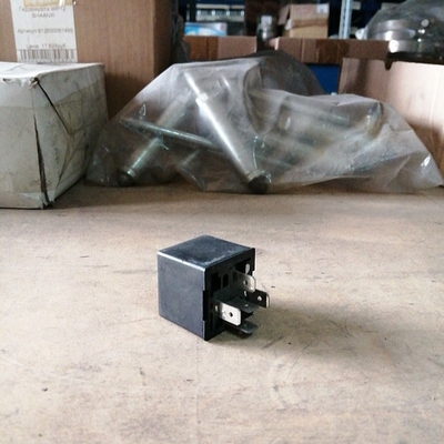 Erschwingliche FAW Shacman Delong F3000 F2000 X3000 Relais 81.25902.0459 für Ersatz/Reparatur