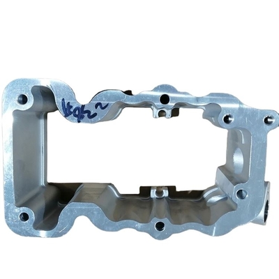 Aluminium Rocker Arm Zylinderkopf Unterdeckung für Sinotruk 2006- Jahr Aluminium Design